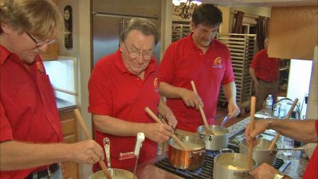 Cooking mouth-watering fudge has turned into a 43-year-old family owned tradition for a Chatsworth family.