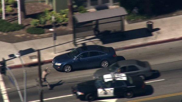 Los angeles car chase mercedes