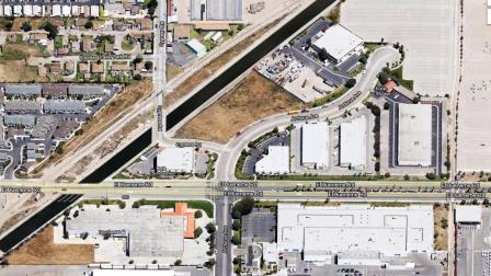 An explosion on the 700 block of Arcturas Avenue in Oxnard prompted an evacuation and injured several people Thursday, Sept. 20, 2012, just before 10 p.m.