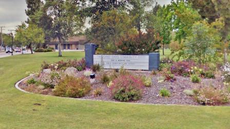 Thousand Oaks Community Center, 2525 N Moorpark Road