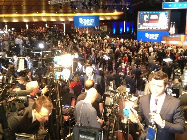 ABC7 reporter Carlos Granda Tweeted this photo...
