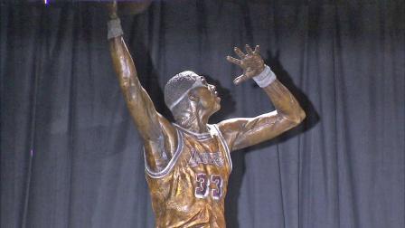 Legendary Los Angeles Lakers Center Kareem Abdul-Jabbar was honored with a statue outside of Staples Center Friday, November 16, 2012.