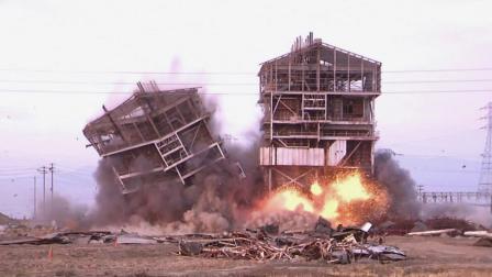 A decommissioned power plant in Bakersfield is demolished on Saturday, Aug. 3, 2013.