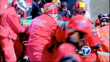 Rescuers pulled a student from the rubble of an earthquake-damaged building in a dramatic rescue in eastern Turkey.