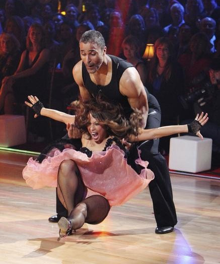 Rick Fox and Cheryl Burke perform on 'Dancing...
