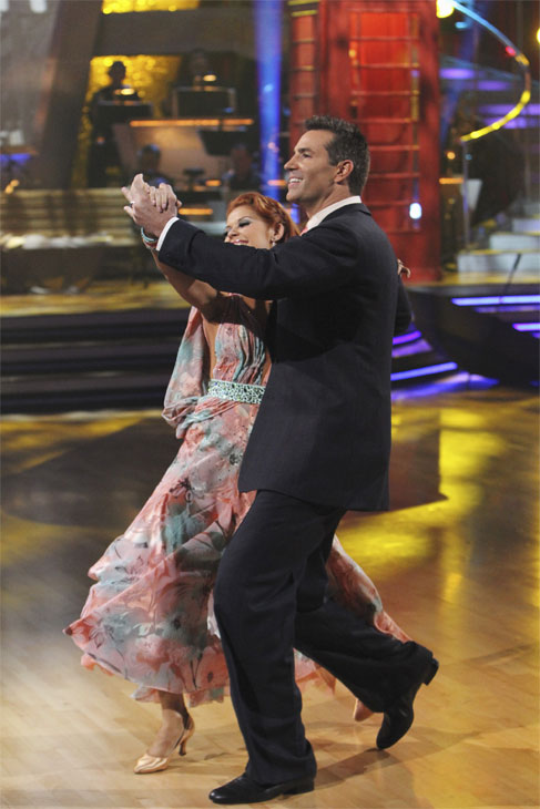 Kurt Warner and Anna Trebunskaya perform on...