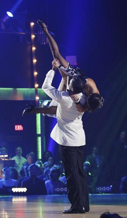 Rick Fox and Cheryl Burke perform on 'Dancing...