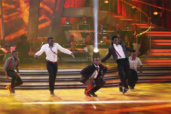 Mwano Family Dance performs on 'Dancing With the...