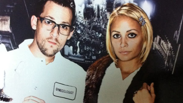 <div class="meta image-caption"><div class="origin-logo origin-image "><span></span></div><span class="caption-text">Nicole Richie and Joel Madden dress up as Dr McSqueemy & Margot Tennenbaum for Halloween. (twitter.com&#47;nicolerichie)</span></div>