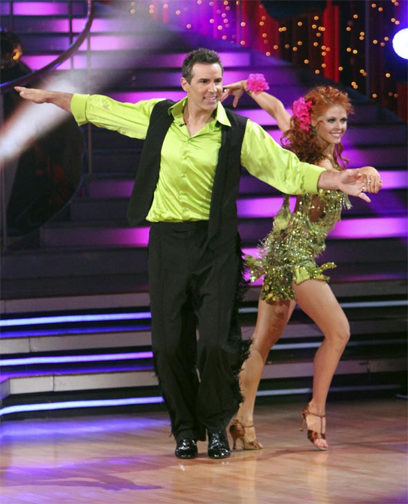 Kurt Warner and Anna Trebunskaya perform on...