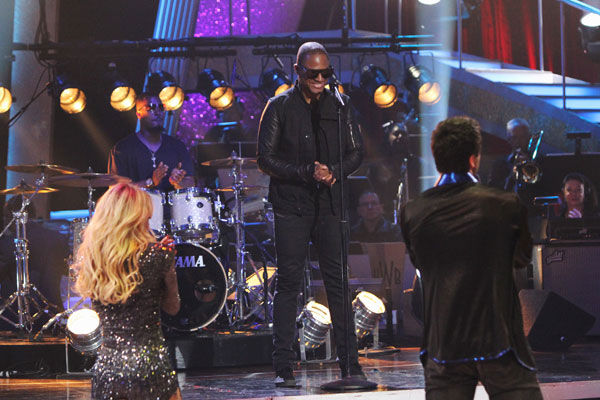 Taio Cruz stopped by and performed new single...