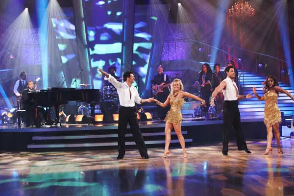 John Legend and The Roots performed on 'Dancing...