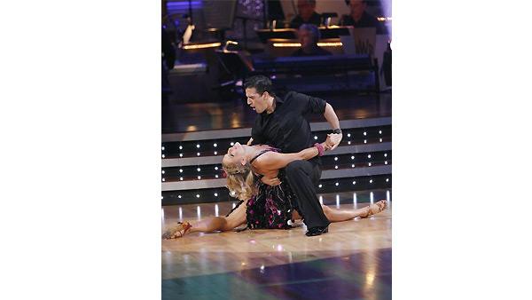 Female contestants on 'Dancing With the Stars,' Sept. 22, 2009