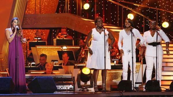 Joss Stone performs on 'Dancing With the Stars: The Results Show', Sept. 29, 2009