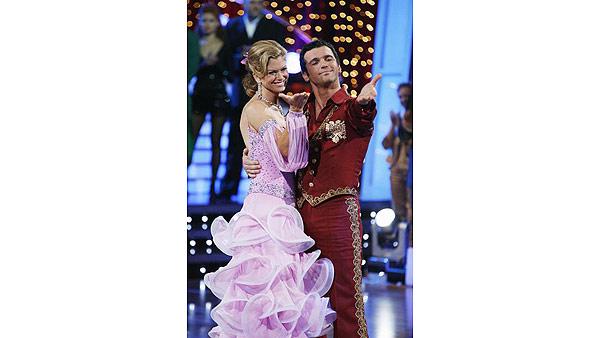 Kathy Ireland and Tony Dovolani on 'Dancing With the Stars: The Results Show', Sept. 29, 2009