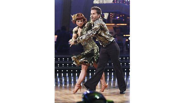 Kelly Osbourne, Louis Van Amstel on 'Dancing With the Stars', Oct. 5, 2009