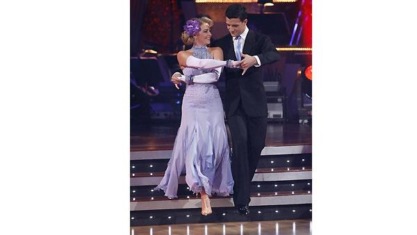 Melissa Joan Hart and Mark Ballas perform during 'Dancing With the Stars,' October 26, 2009