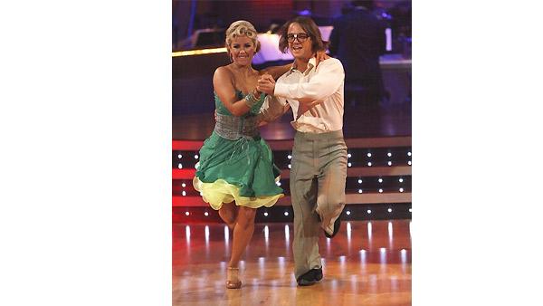 Louie Vito and Chelsie Hightower perform during 'Dancing With the Stars,' October 26, 2009