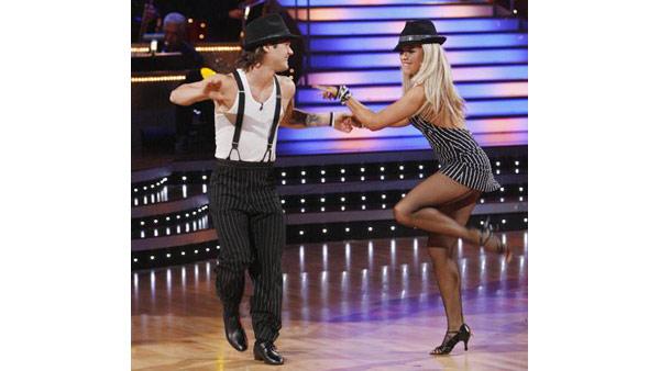 Louie Vito and Chelsie Hightower perform on 'Dancing With the Stars,' Oct. 27, 2009