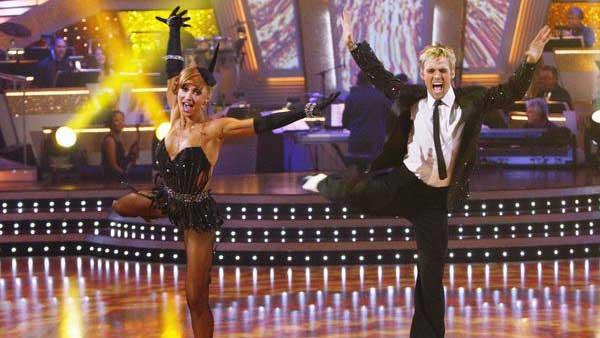 Aaron Carter and Karina Smirnoff perform on 'Dancing With the Stars,' Nov. 3, 2009