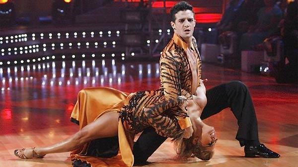 Olympic gold medalist Shawn Johnson and her former dancing partner Mark Ballas performed on 'Dancing with the Stars: The Results Show' November 10, 2009
