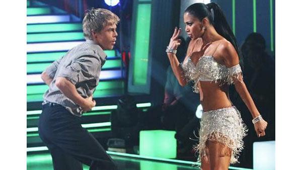 Nicole Scherzinger and Derek Hough perform an encore of their performance from the night before on 'Dancing With the Stars: The Results Show,' Tuesday, March 30, 2010.