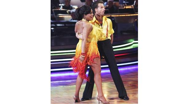 Comedian Niecy Nash and partner Louis van Amstel perform on week five of 'Dancing With the Stars,' Monday April 19, 2010. The judges gave the couple 18 points out of 30.
