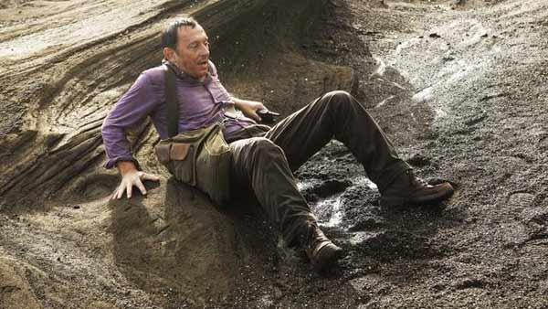 Ben Linus (Michael Linus) appears to have been backed into a corner. Very unlike Ben.