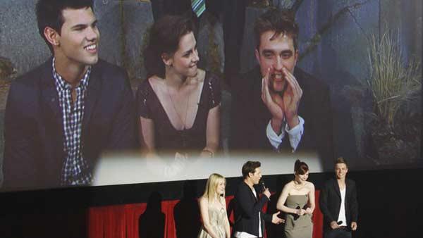 From left: Dakota Fanning (Jane), Peter Facinelli (Carlisle Cullen), Bryce Dallas Howard (Victoria) and Xavier Samuel (Riley)