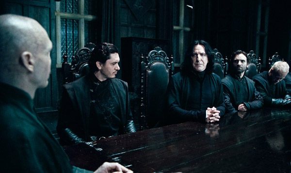 Lord Voldemort (Ralph Fiennes), Severus Snape...