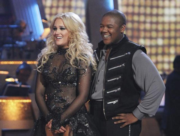Kyle Massey and Lacey Schwimmer performed a Paso...