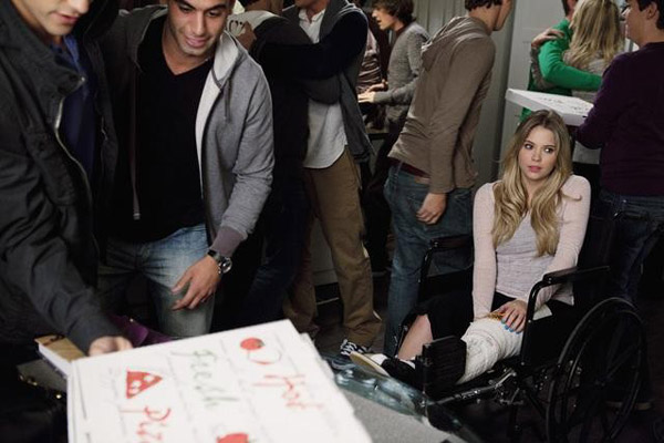 Ashley Benson (Hanna) appears in the 'Pretty...