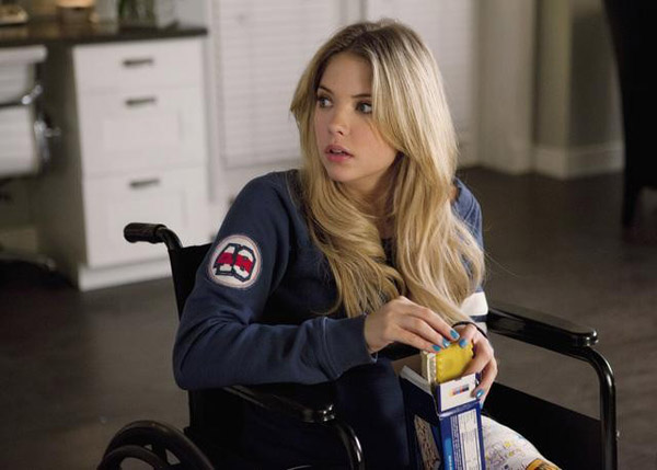 Ashley Benson (Hanna) appears in the 'Pretty...