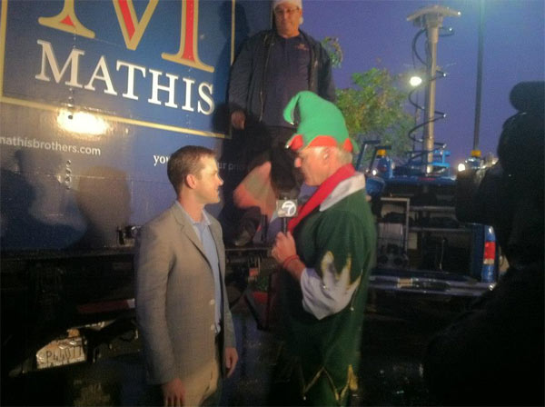 Garth the Elf talks to Rit Mathis at the Spark...
