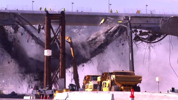 Carmageddon 2: 405 Freeway demolition hiccup momentarily halts work