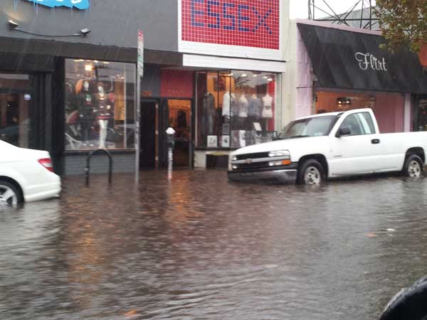 ABC7 viewer Ami sent in this photo of rain...