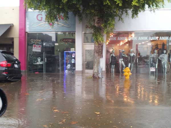 ABC7 viewer Ami sent in this photo of rain...
