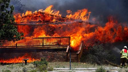 Colorado wildfire grows; thousands evacuated | abc7.