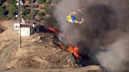 A fire burns north of Arroyo Verde Park in east Ventura on Monday, Aug. 27, 2012.
