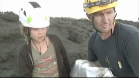 Bradley Ambrose and his 9-year-old daughter