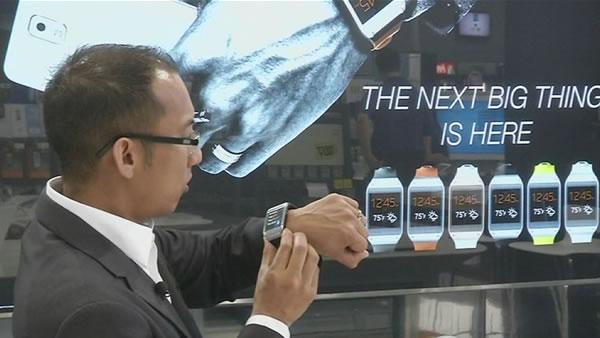 Samsung watch hits store shelves