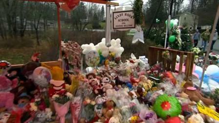 Newtown holds first funerals for shooting victims