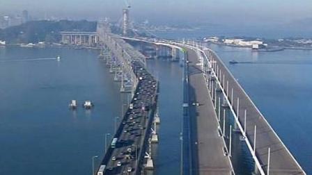 The new and old eastern spans of the Bay Bridge