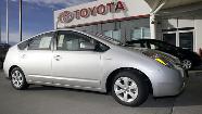 Toyota acknowledged design problems with the brakes in its prized gas-electric hybrid.