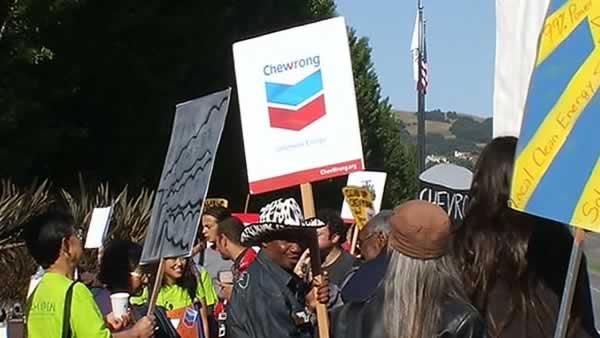 Int'l coalition protests Chevron shareholders' meeting