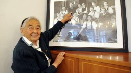 93-year-old Maria von Trapp, daughter of Austrian Baron Georg von Trapp, points to her father on an old family picture after a press conferenceess conference at the Villa Trapp on Friday, July 25, 2008 in Salzburg, Austria. (AP Photo/ Kerstin Joensson)