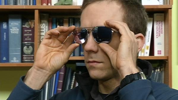 Sunglasses provide fix for color blindness