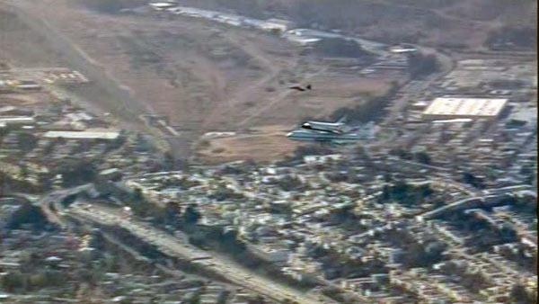 Endeavour flies over the Bay Area