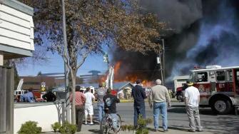 Large fire burns at lumber yard in Walnut Creek