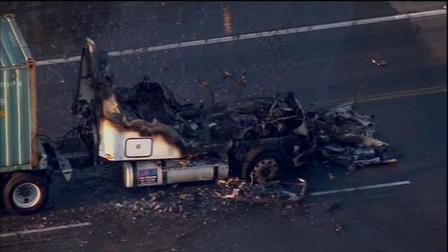 Port of Oakland big-rig fire